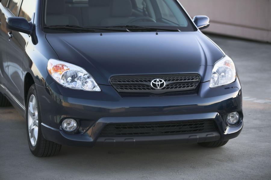  Toyota Matrix 2003 года  (фото 43 из 102)